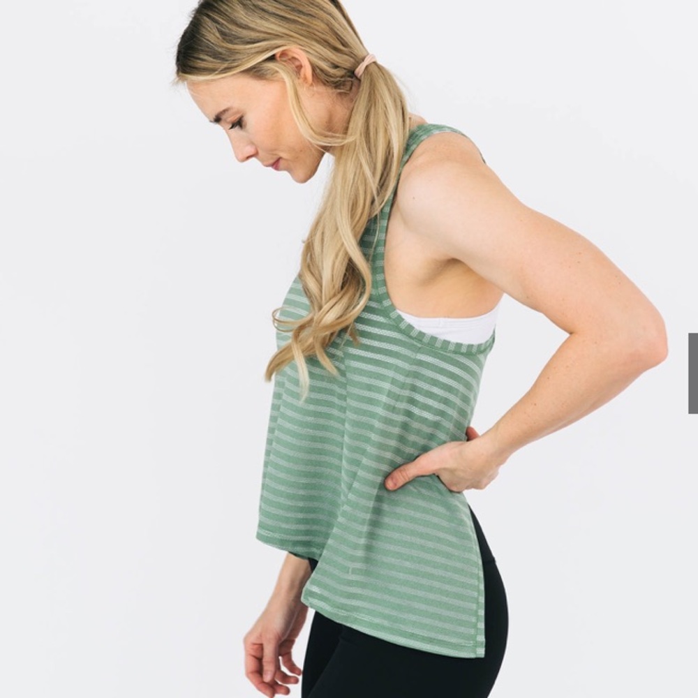 Still in packaging! Zyia split back tank | M
